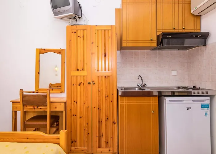 Stefania * Σκάλα Ποταμιάς